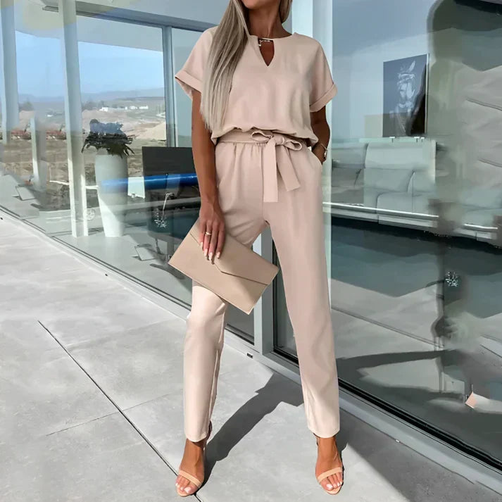 Dames Set Top met Korte Mouwen en V-hals met Rechte Broek met Geknoopte Taille - Beige