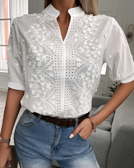 Dames Blouse met V-hals en Geborduurde Kanten Details - Wit